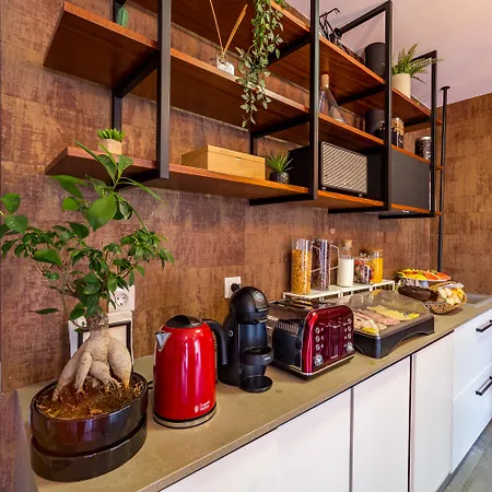 Lx51 & By Iin - Center Gasthof Lissabon