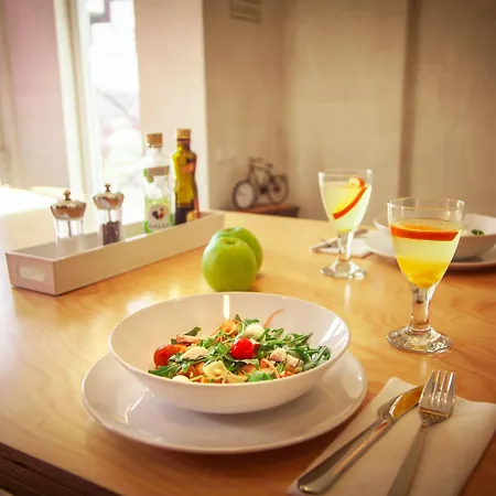 Lx51 & By Iin - Center 4* Lissabon