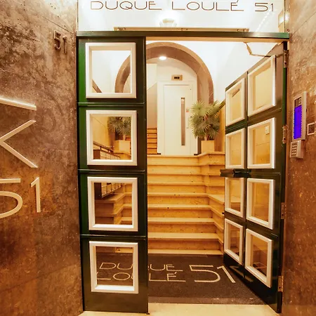 Lx51 & By Iin - Center Lissabon