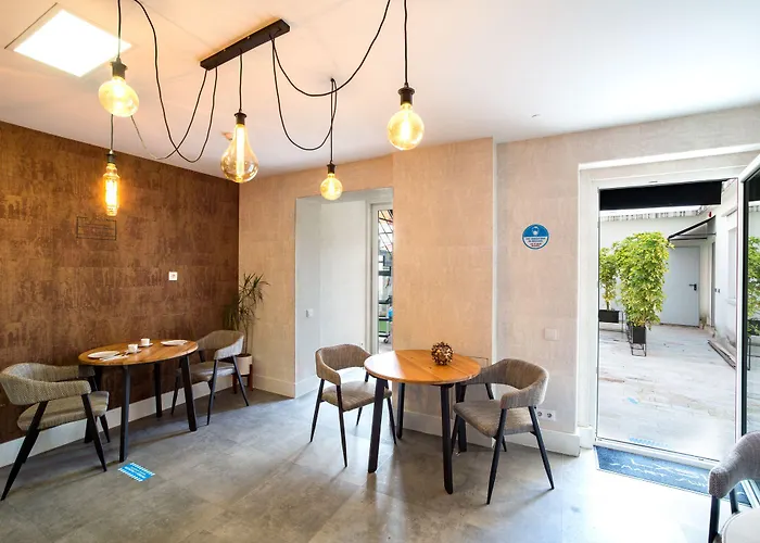 Lx51 Lisbon Center - Studios & Suites By Apt Iin Гостевой дом