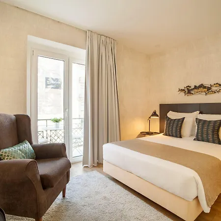 Lx51 & By Iin - Center