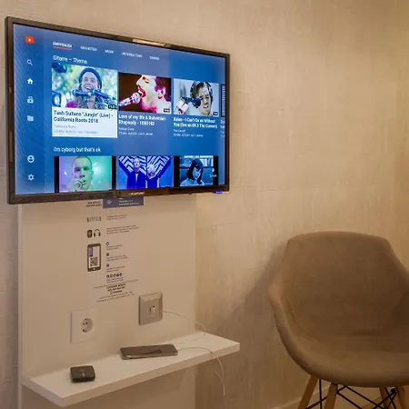 Lx51 & By Iin - Center Affittacamere