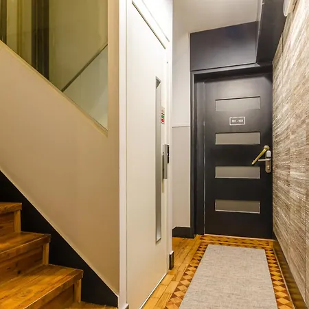 Lx51 & By Iin - Center 4*